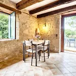 2 Bedroom Pet Friendly In * Saint-Rabier